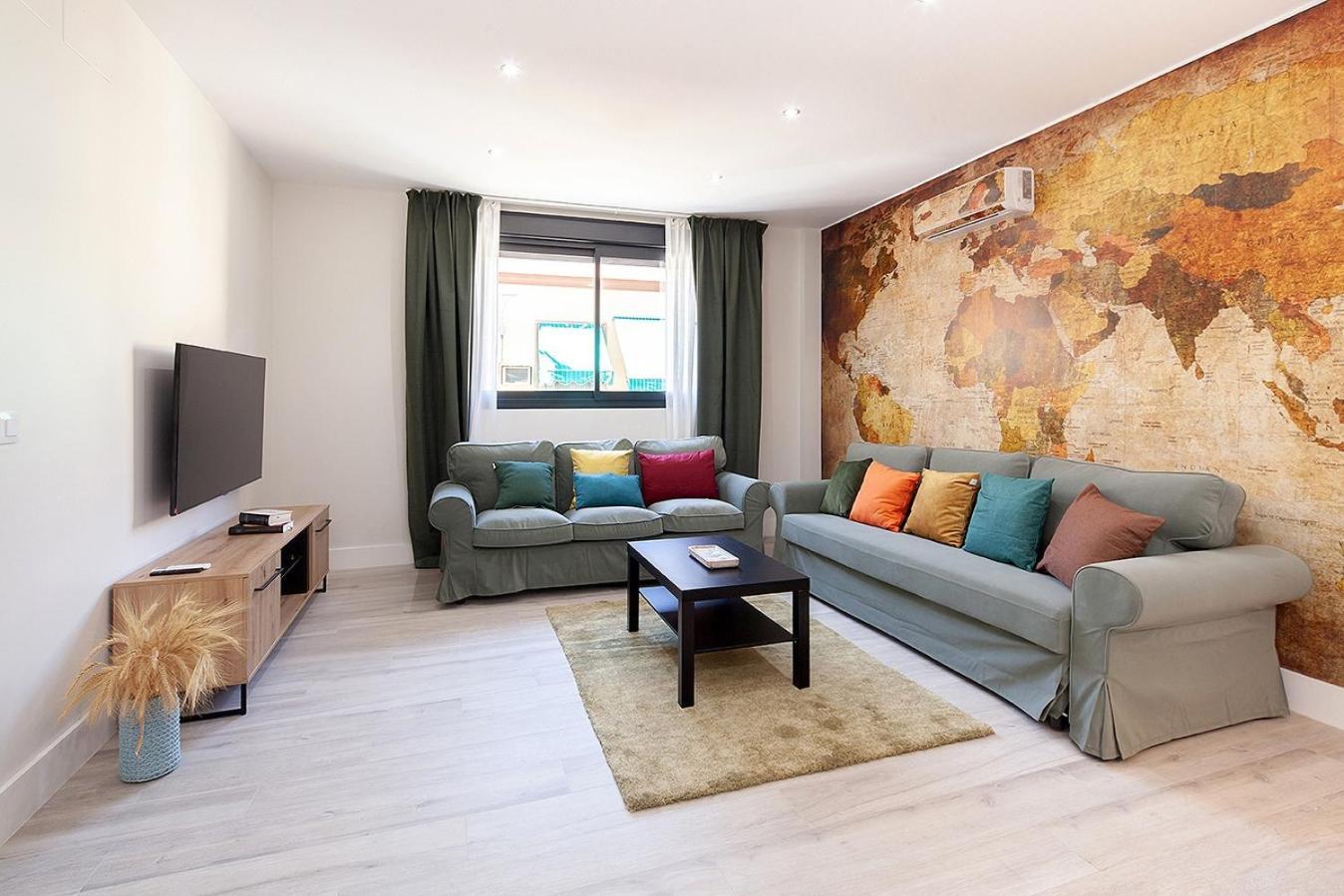 Family HOME SUITS Encantos de Sevilla Exterior foto